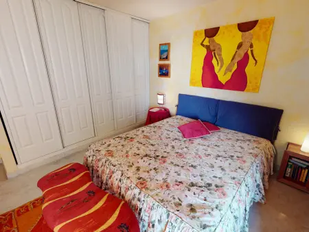 Grand 2P face mer avec balcon, parking et piscine à Menton : photo 7