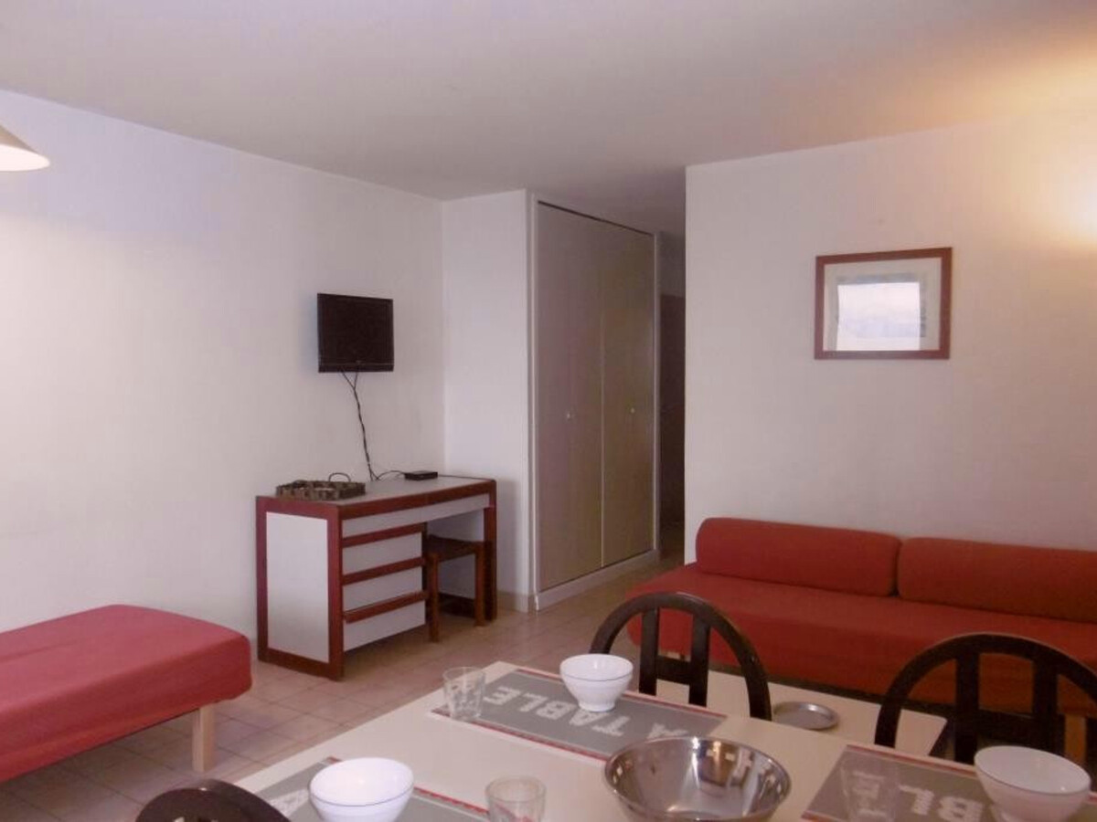 Rez de jardin 38m² à Sète avec vue mer et parking - Photo 2
