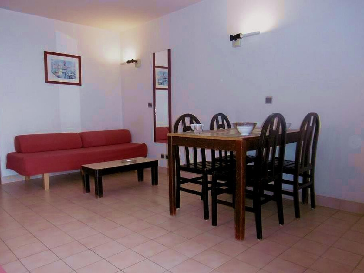 Rez de jardin 38m² à Sète avec vue mer et parking - Photo 3