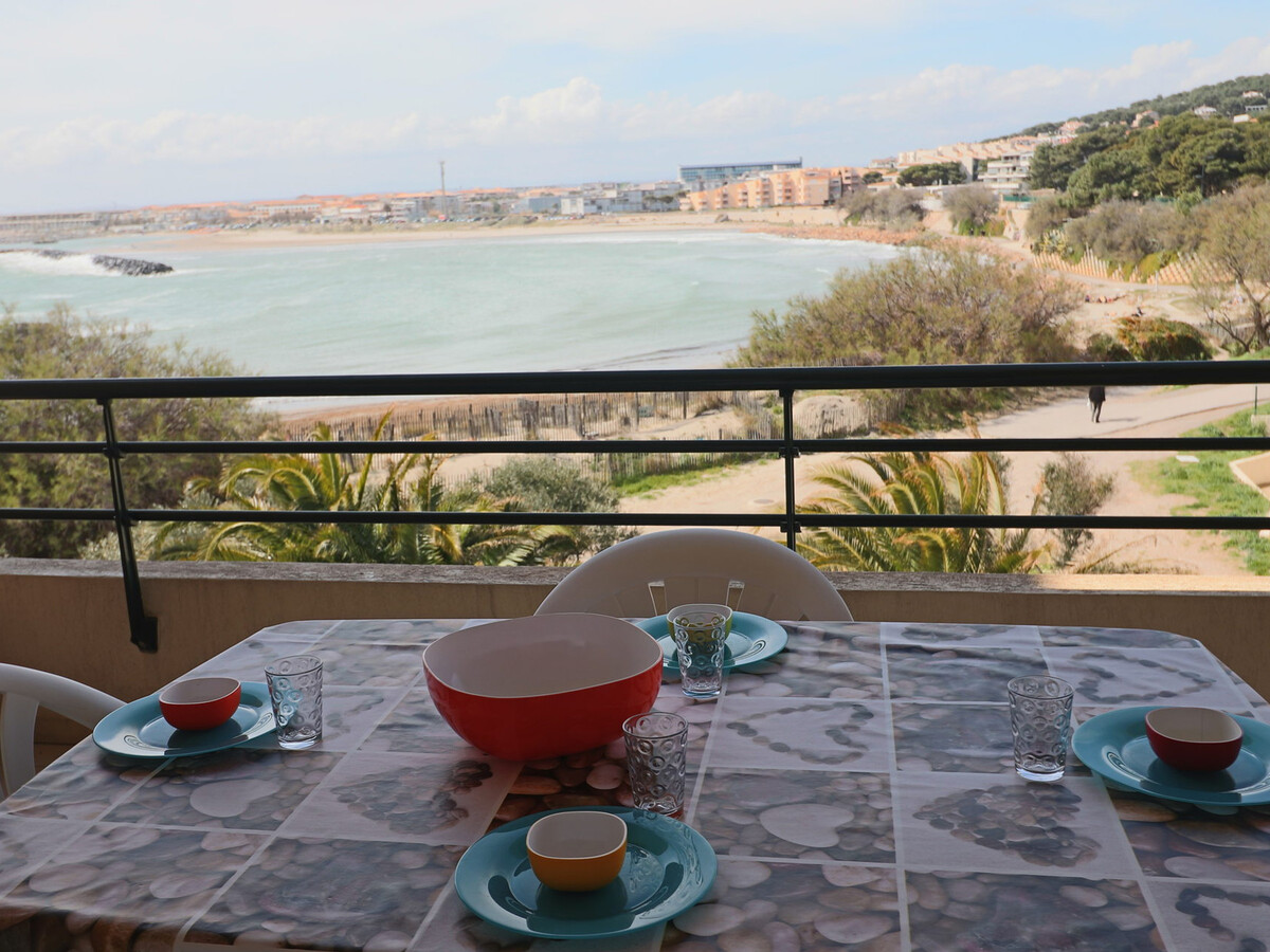 Appartement 2 pièces cabine Sète, terrasse 14m² face plage - Photo 1