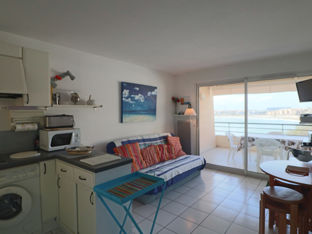 Appartement 2 pièces cabine Sète, terrasse 14m² face plage - Photo 3