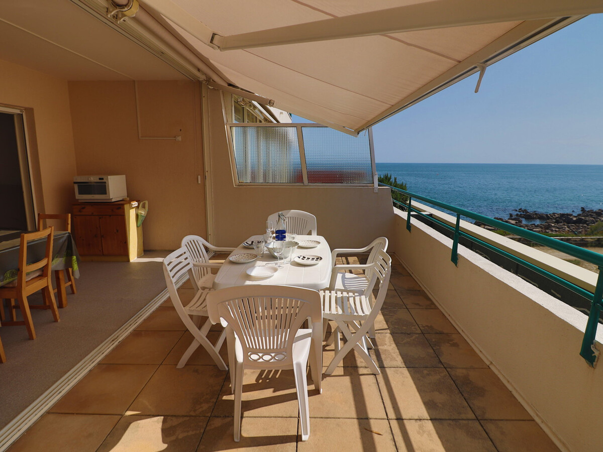 Appartement 2 pièces cabine, loggia climatisée, vue mer à Sète - Photo 2
