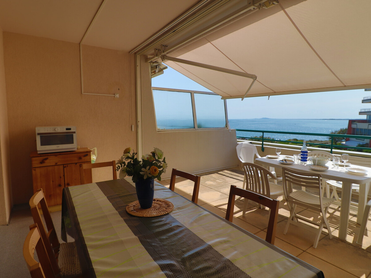 Appartement 2 pièces cabine, loggia climatisée, vue mer à Sète - Photo 3