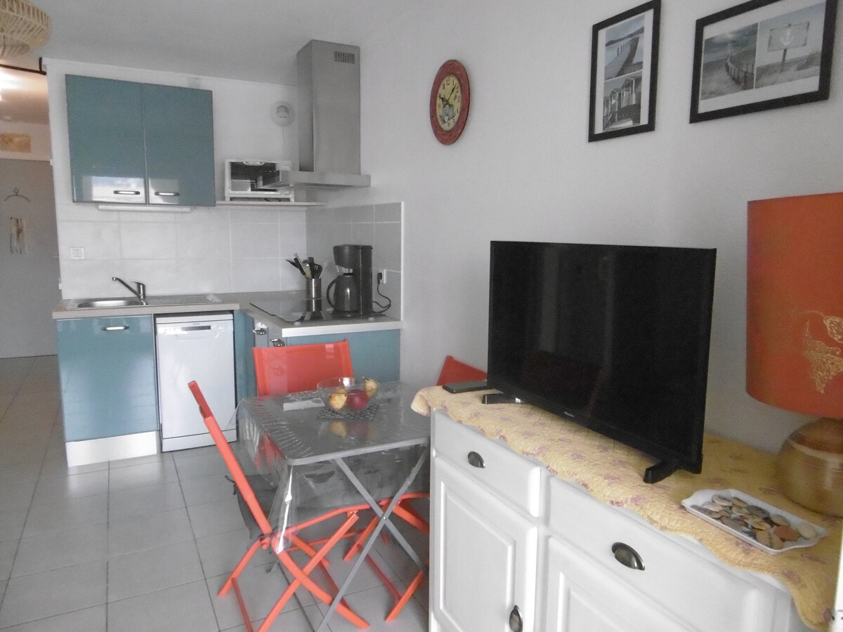 T2 cabine Sète, vue Marina et parking privé - Photo 2