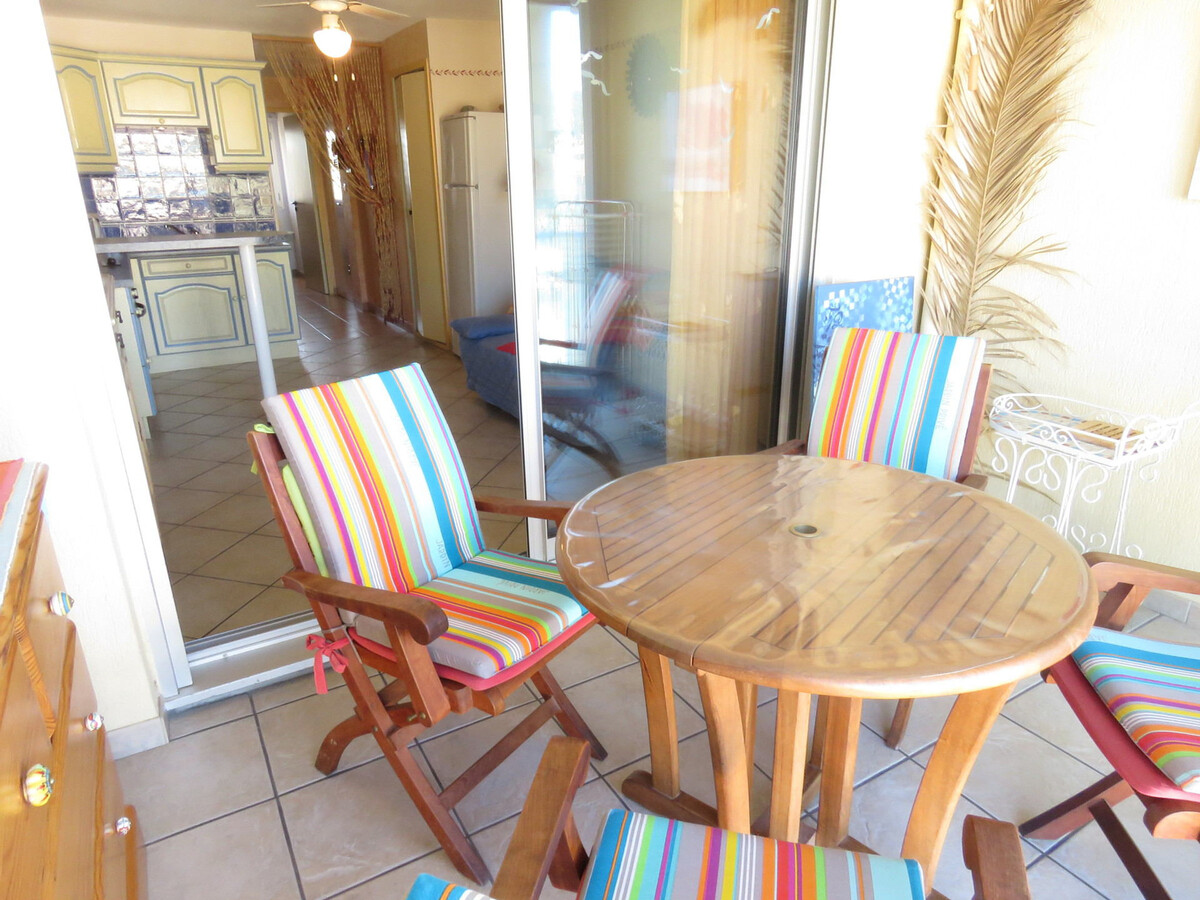 T2 30m² à Sète avec loggia vitrée vue mer - Photo 3