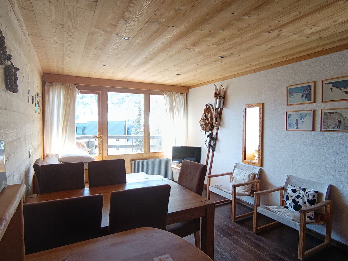 Appartement rénové style chalet, 6 personnes, vue pistes - Photo 2