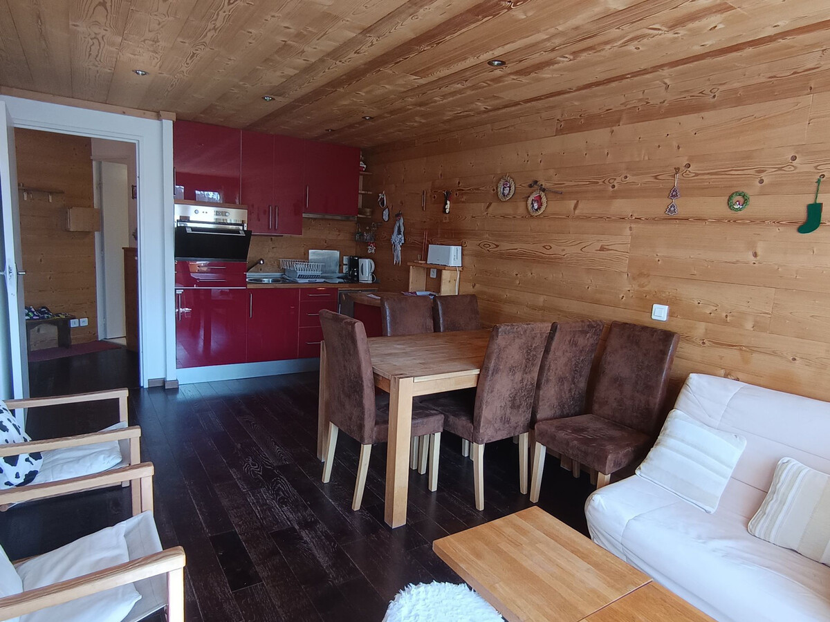 Appartement rénové style chalet, 6 personnes, vue pistes - Photo 4