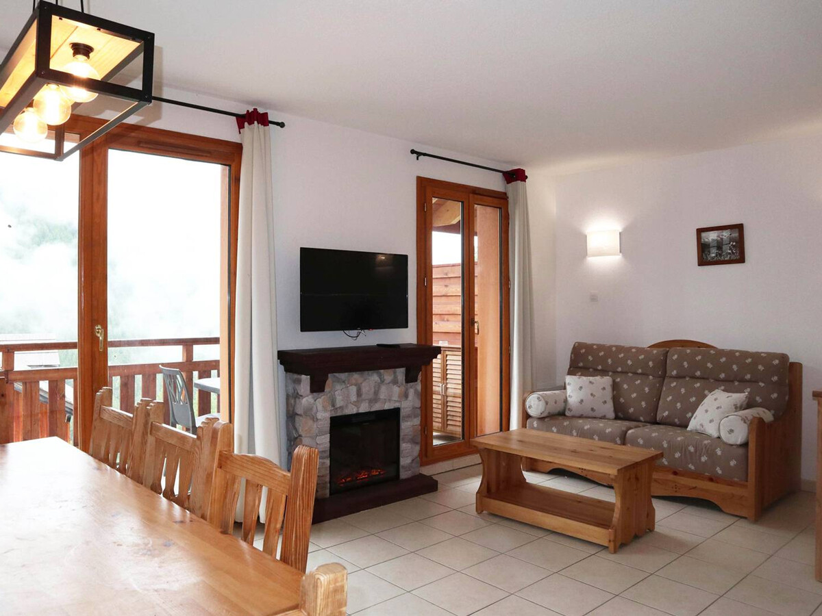 Duplex rénové 3 chambres avec piscine intérieure aux Orres - Photo 1