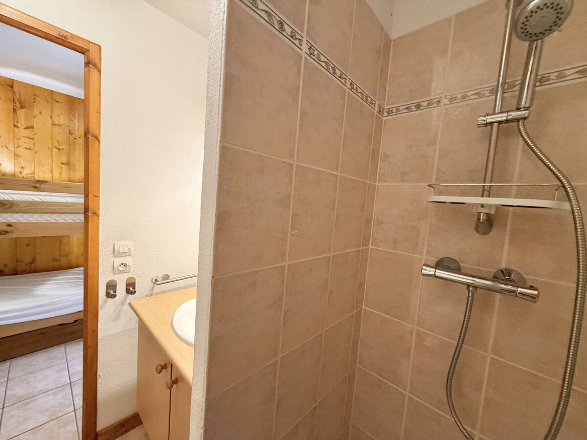 Studio cabine 4 pers. à Praz-sur-Arly, parking et casier ski - Photo 15