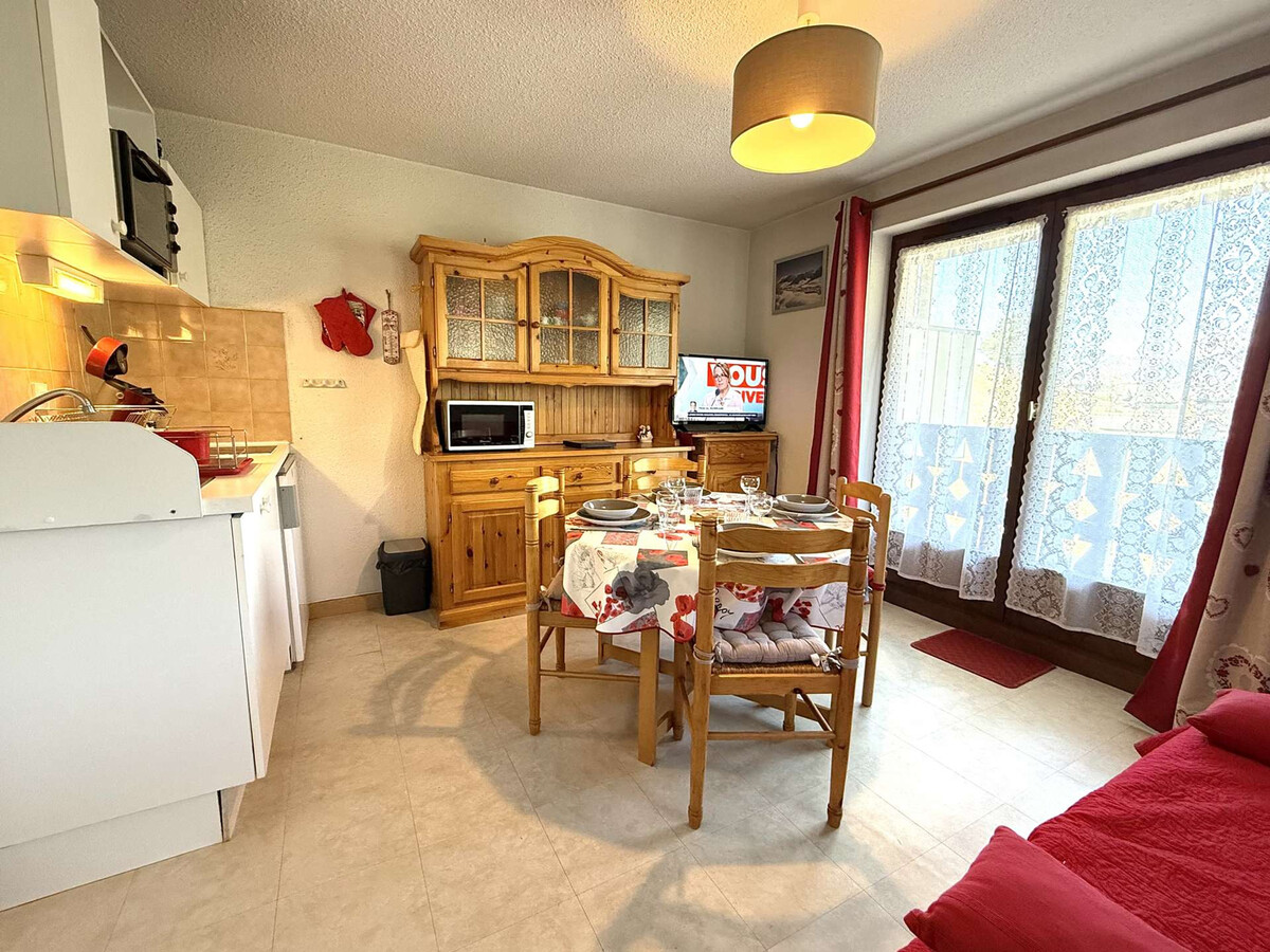 T2 Cabine 4 pers à Praz-sur-Arly, accès skis direct - Photo 1