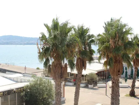 Location appartement à Balaruc les Bains, Confortable Appartement 2** avec Vue sur lÉtang, Animaux Bienvenus