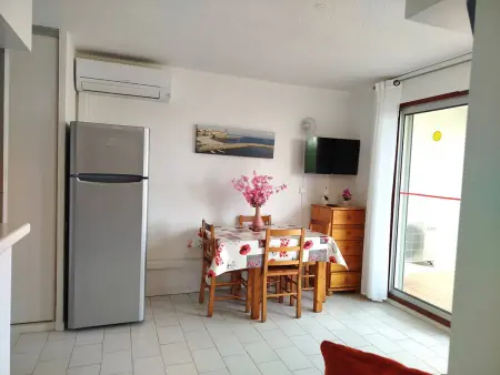T2 accès direct plage avec grande terrasse à Saint-Cyprien : photo 3