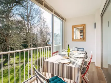 Location appartement à La Trinité sur Mer, Appartement 3 pièces à La Trinité-sur-Mer avec parking, vue sur port