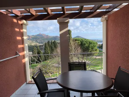 Cap Esterel 2 pièces avec terrasse et parking, Appartement 4 personnes à Saint Raphaël - Photo 5