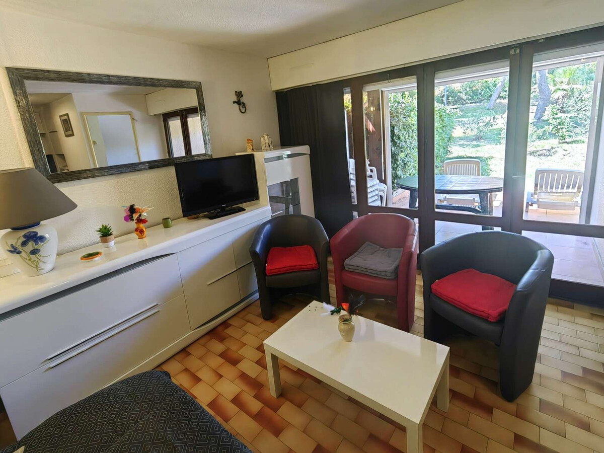 T3 rez-de-jardin Cap d'Agde, 100 m plage, parking - Photo 3