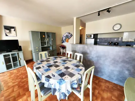 Spacieux T3 au Centre Port, Résidence avec Piscine, Cap d'Agde - Photo 1