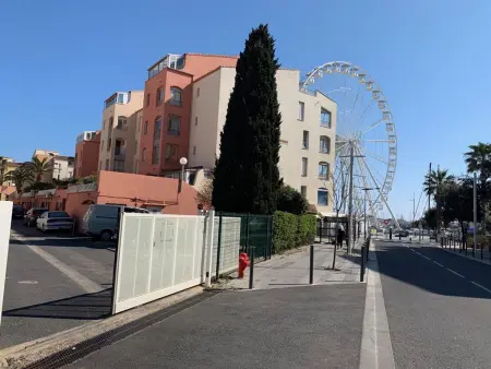 Spacieux T3 au Centre Port, Résidence avec Piscine, Cap d'Agde - Photo 25