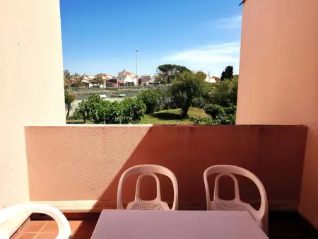 T2 Cap d'Agde : résidence avec piscine et tennis, à 100 m de la plage : photo 10