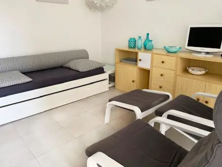 T3 rénové avec piscine et parking à 100 m de la plage, Cap d'Agde : photo 4