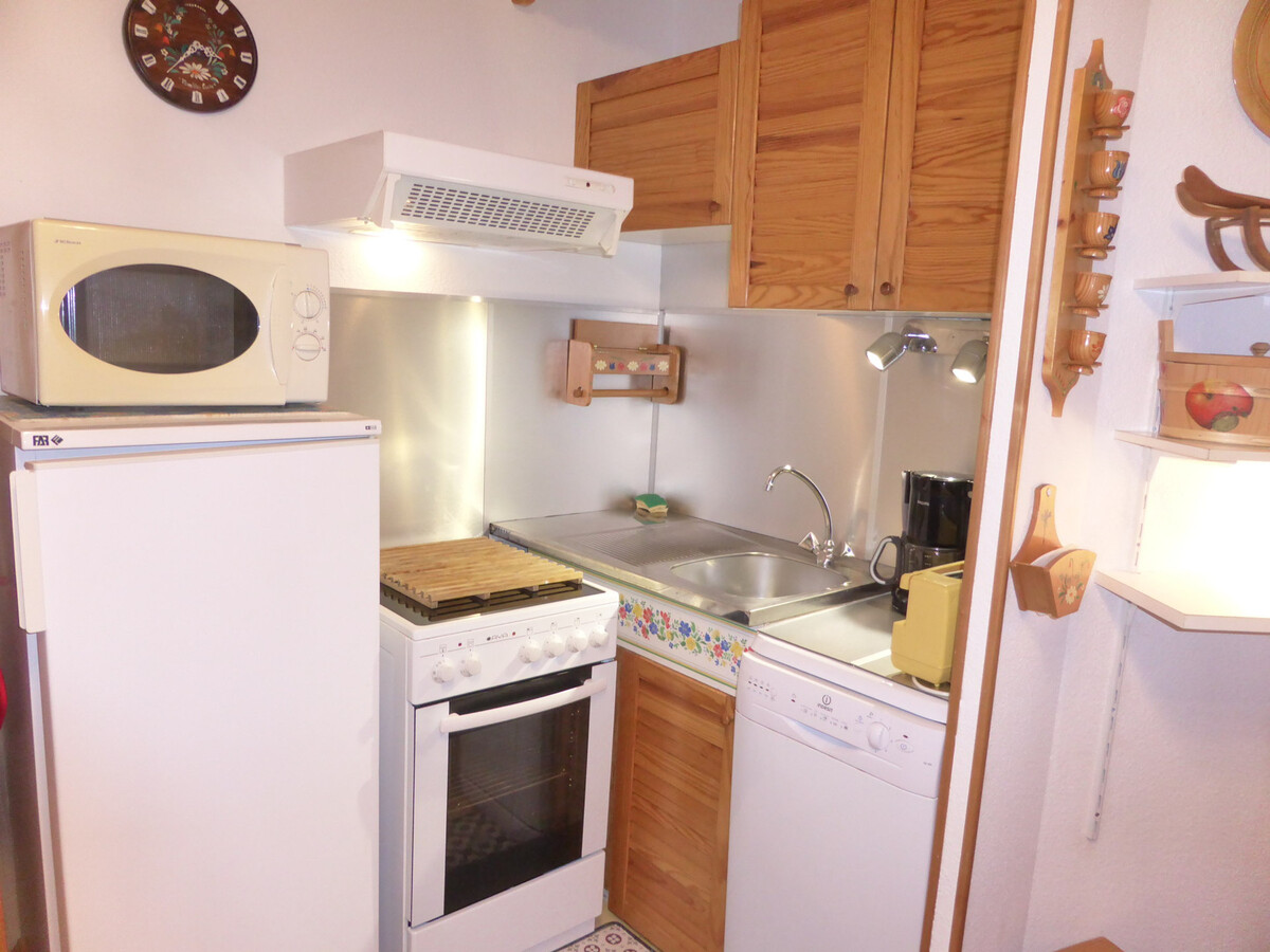 Studio cabine 31m² avec balcon et parking privé - Photo 3