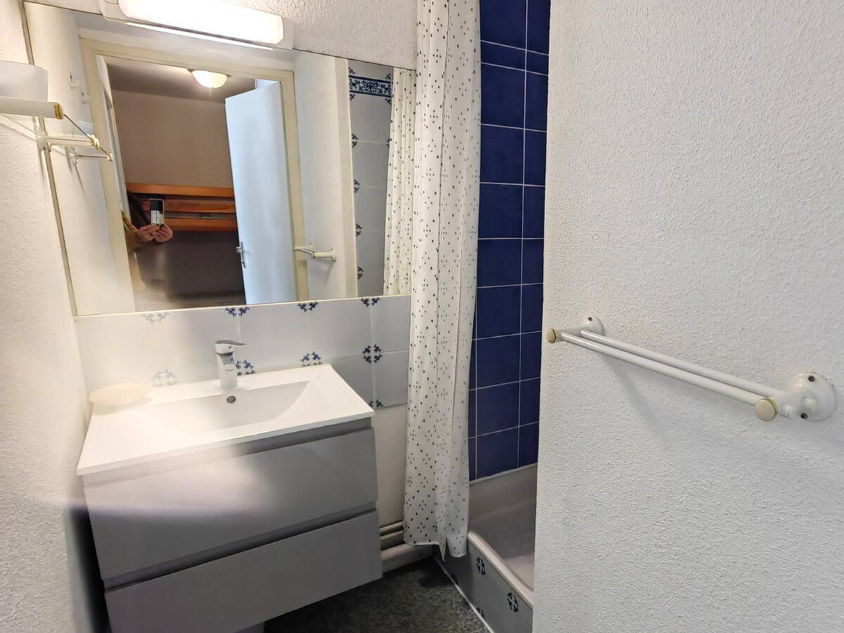 T2 rez-de-jardin avec terrasse et piscine, Cap d'Agde - Photo 11