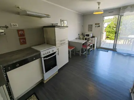 T3 rénové front de mer au Cap d'Agde avec parking privatif : photo 2