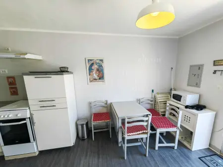 T3 rénové front de mer au Cap d'Agde avec parking privatif : photo 7