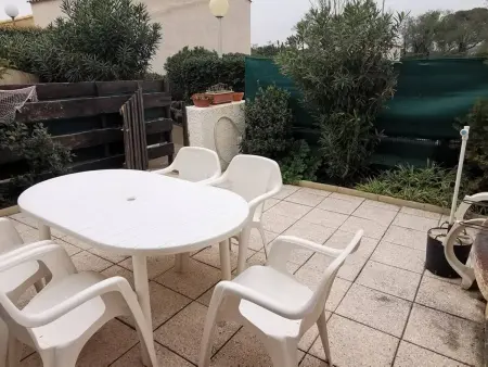 T3 rénové front de mer au Cap d'Agde avec parking privatif : photo 20