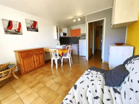 Studio cabine spacieux avec piscine, proche plage - Photo 3