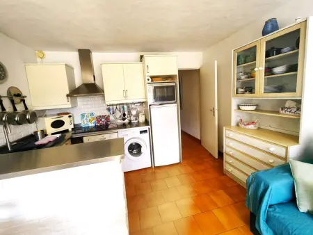 Location appartement à Cap d'Agde, Charmant T2 climatisé à 30m de la mer, capacité 6 pers