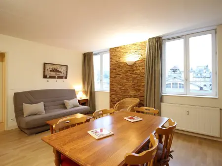 Location appartement à La Bourboule, T2 bis au centre de La Bourboule avec WiFi et parking, jusquà 5 personnes