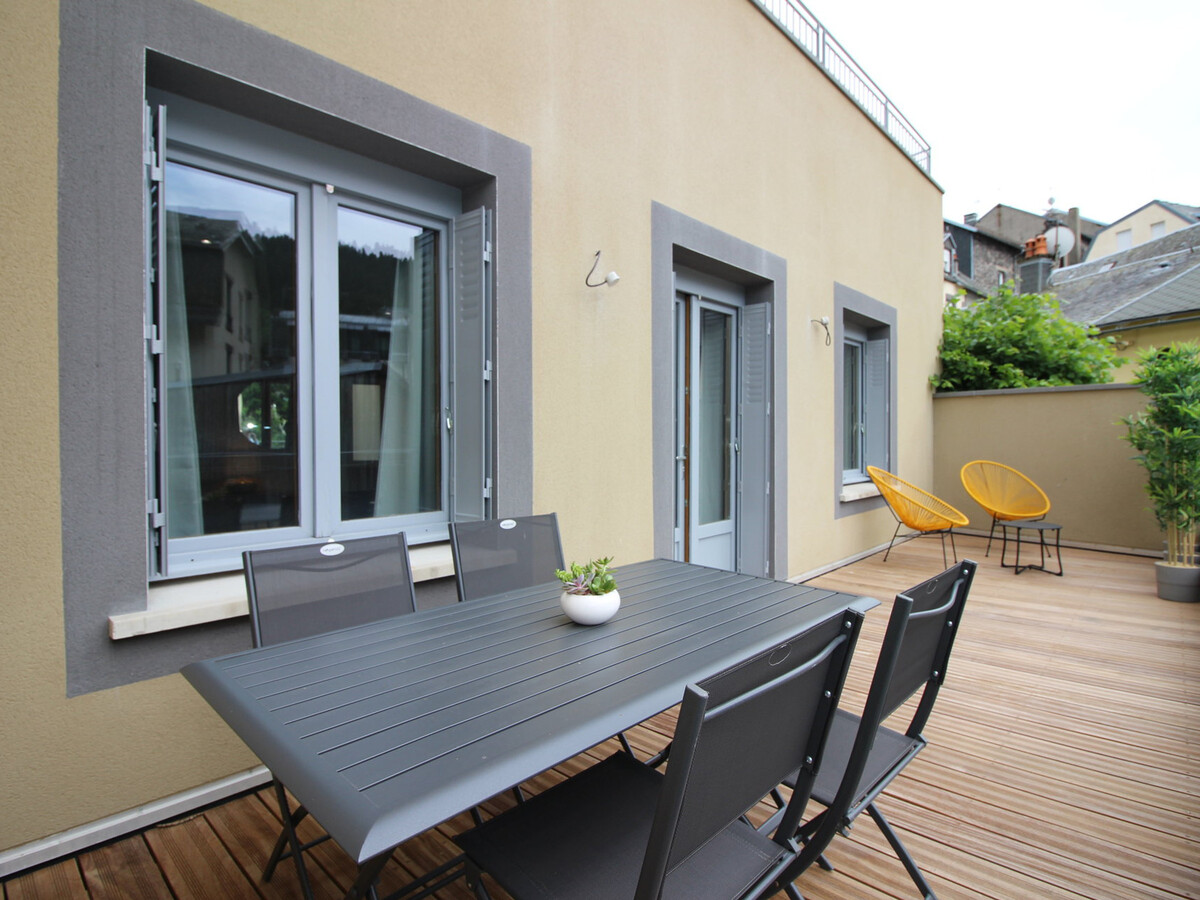 Le Capucin - T3 rénové 60m² avec terrasse et parking - Photo 2