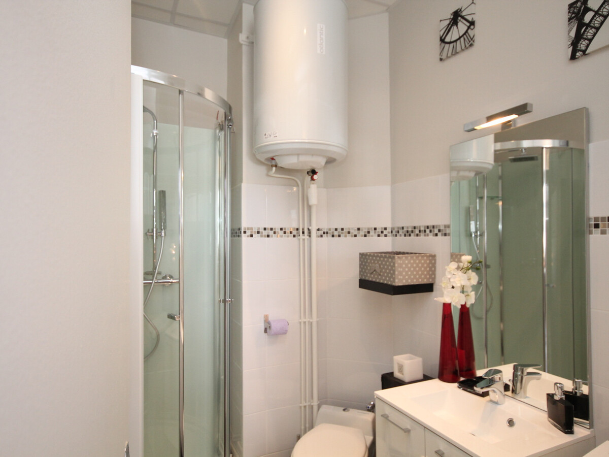 Studio 20m² rénové avec balcon - Mont-Dore centre - Photo 5