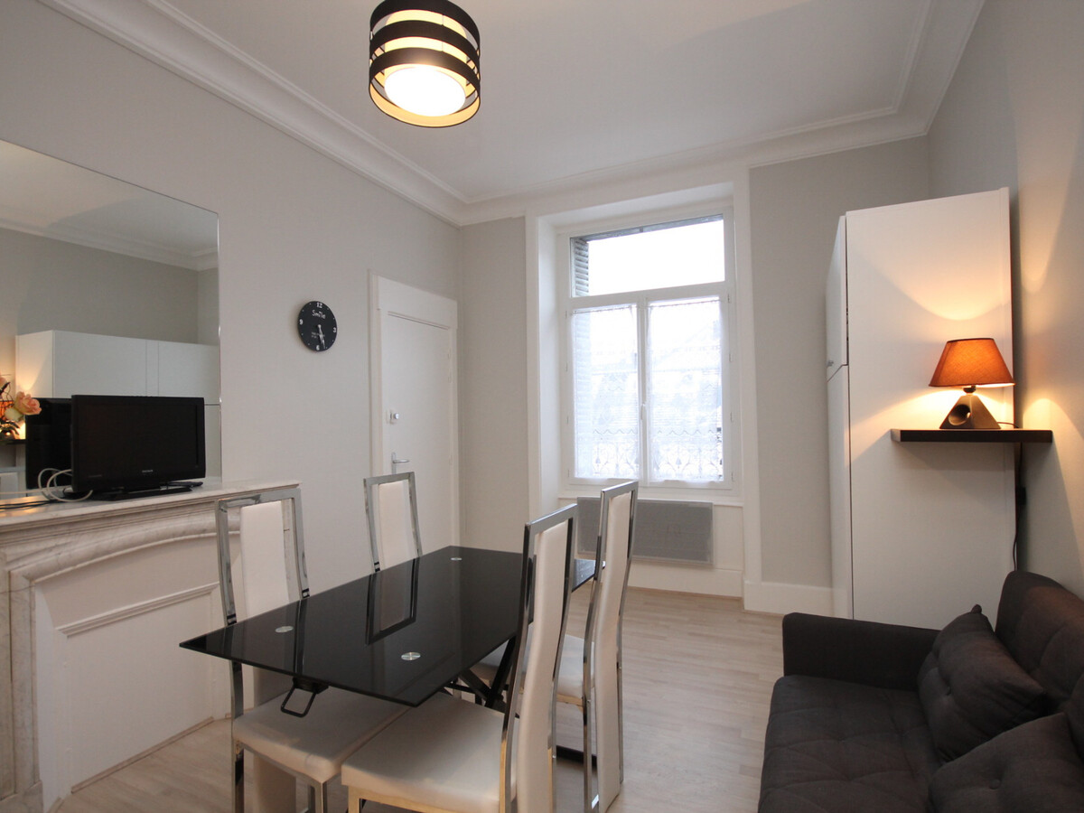 Studio rénové hyper-centre Mont-Dore, 3 pers, wifi - Photo 1