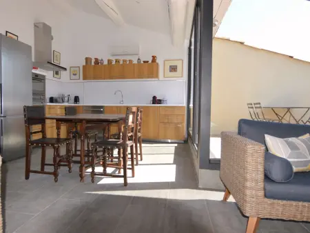 Appartement 70 m² avec terrasse vue sur l'étang de Thau : photo 4