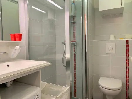 Studio rénové 28 m² avec jardin à 250 m de la plage : photo 7