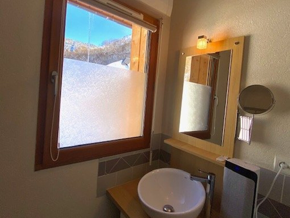 T2 3 étoiles avec balcon, garage, proche thermes - Photo 13