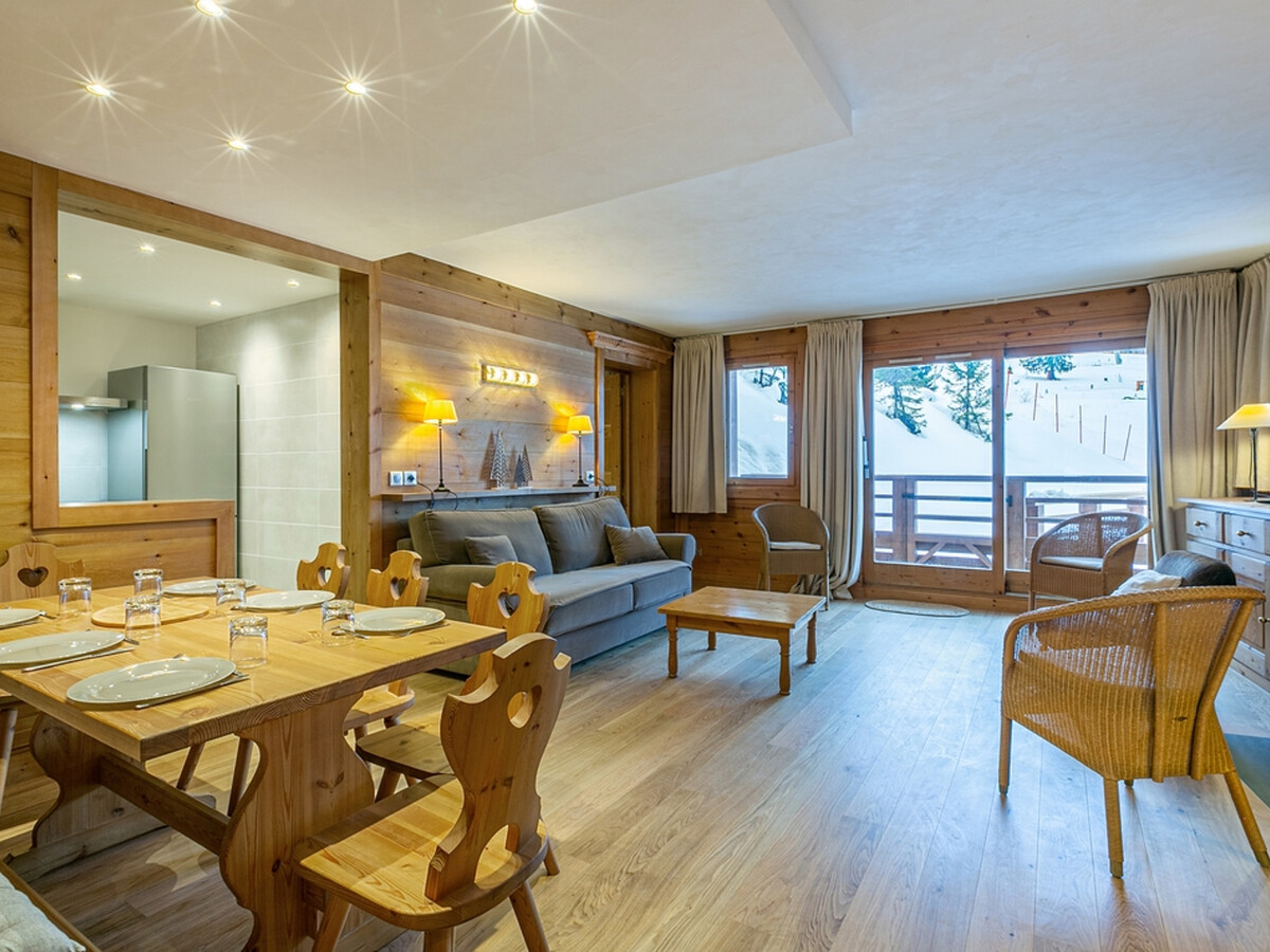 Appartement 6 pers. skis aux pieds, balcon sud, cheminée - Photo 2