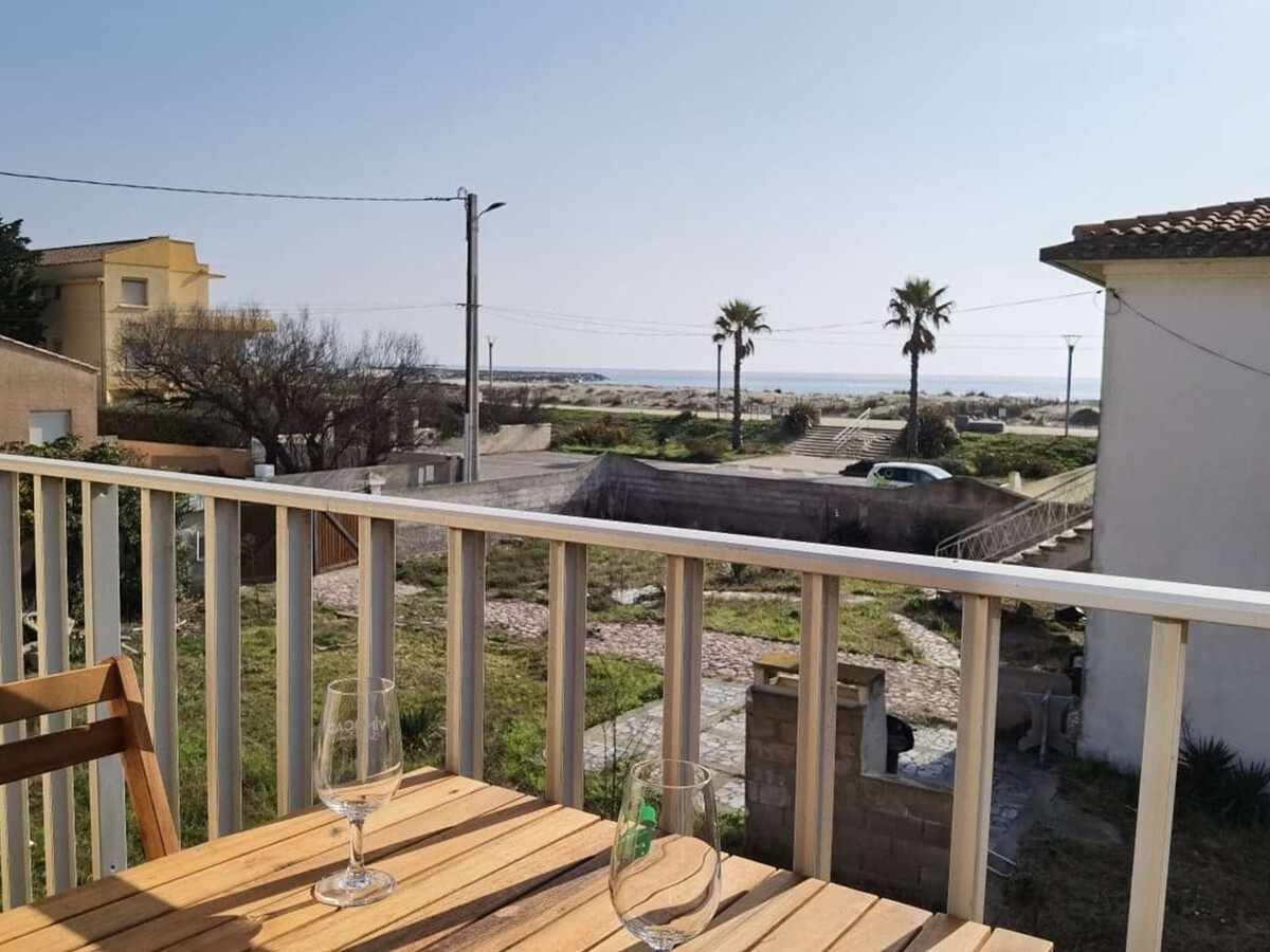 Studio moderne à Marseillan-Plage, terrasse d'angle - Photo 3