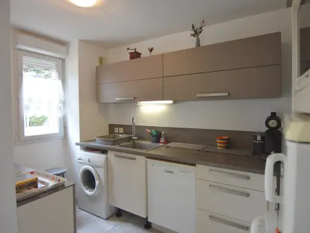 Appartement 2 ch, 69 m², terrasse 20 m² vue étang : photo 2