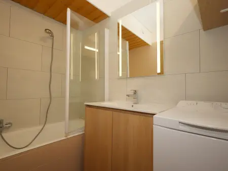Studio 36 m² aux Houches, 150 m des pistes, balcon : photo 6
