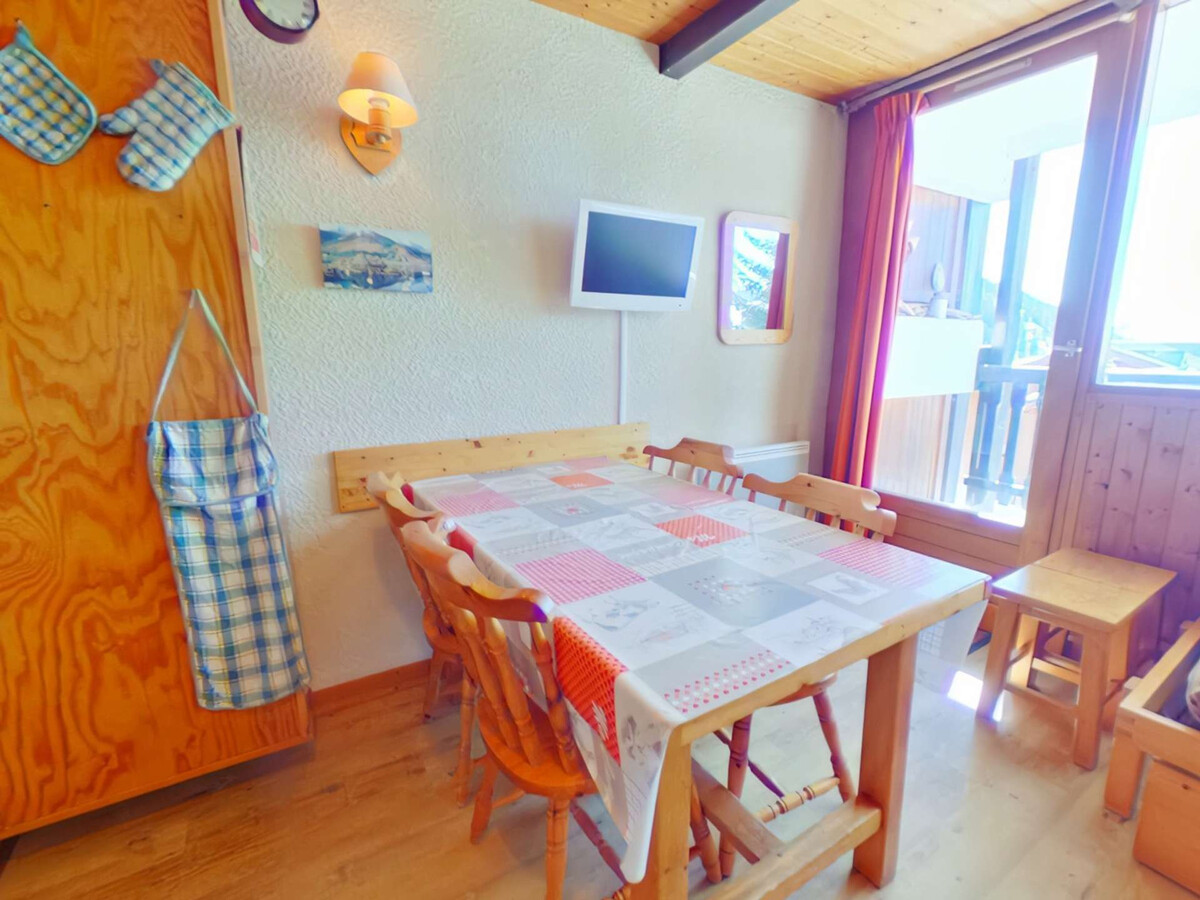 Studio 4 pers aux Saisies, balcon sud-est, centre station - Photo 5