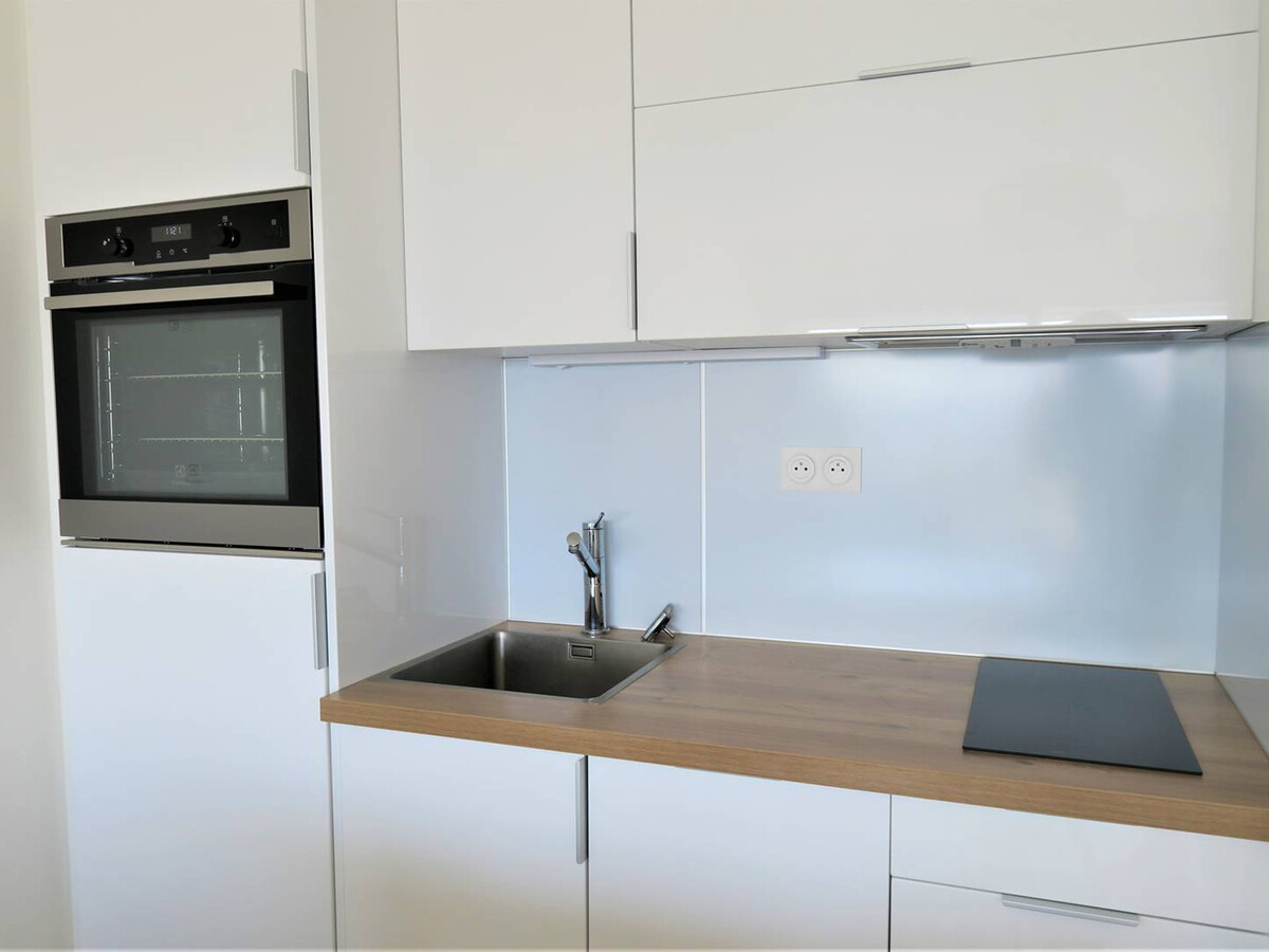 Appartement rénové vue mer face au port à Perros-Guirec - Photo 7