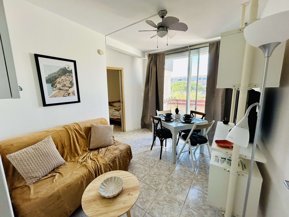 T2 avec terrasse privée en résidence thermal à Balaruc-les-Bains - Photo 5