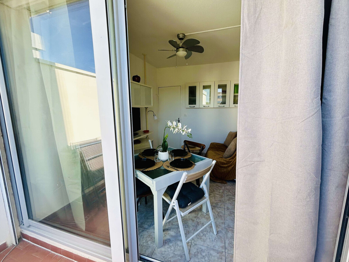 T2 avec terrasse privée en résidence thermal à Balaruc-les-Bains - Photo 12