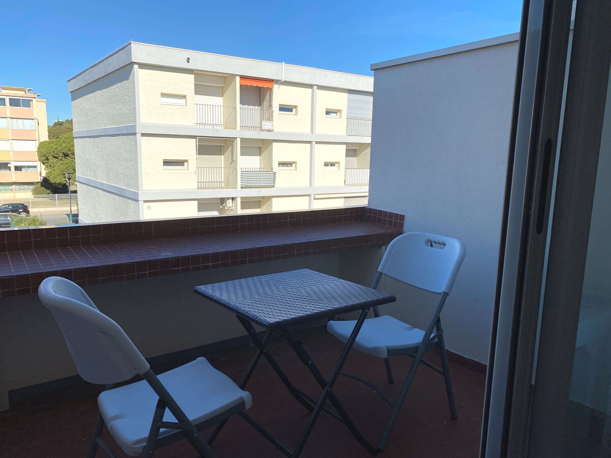 T2 avec terrasse privée en résidence thermal à Balaruc-les-Bains - Photo 13