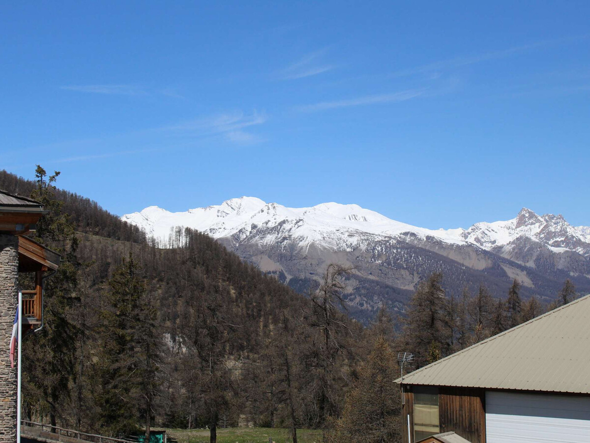 Studio 4 pers. Risoul : balcon montagne, casier à ski - Photo 16