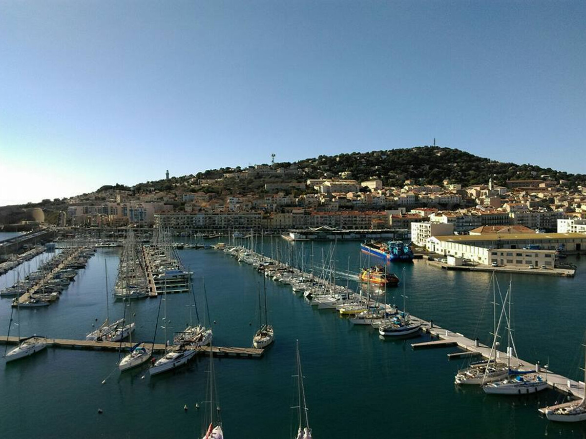 T3 60m² à Sète : terrasse sur l'étang de Thau, parking sécurisé - Photo 11