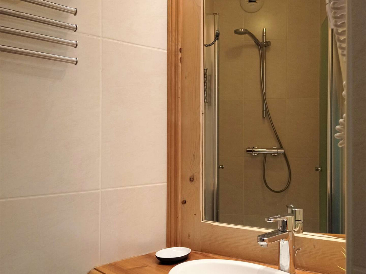 Appartement 8 pers, 90m², balcon et accès direct pistes - Photo 7