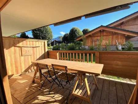 T3 Samoëns village, terrasse jardin et ski-bus 50m : photo 11